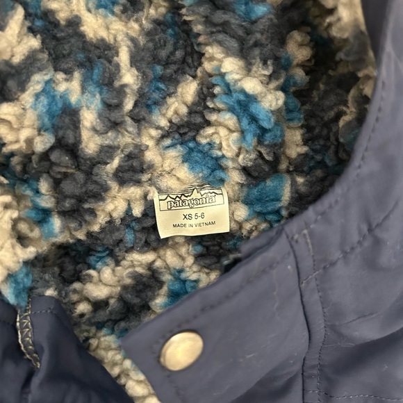 Patagonia Kids Navy Hooded Puffer Jacket - Picture 6 of 7